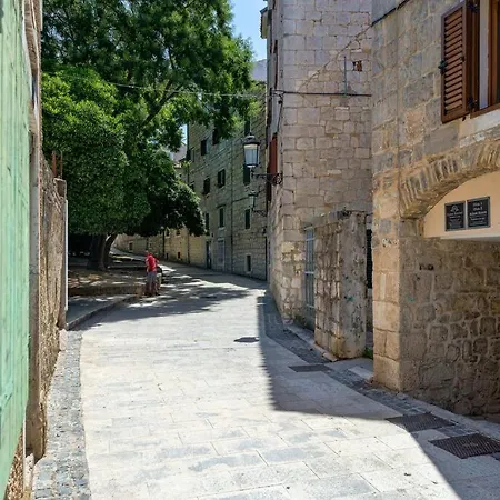 Diva 2,stylish Old Town Near 아파트 *